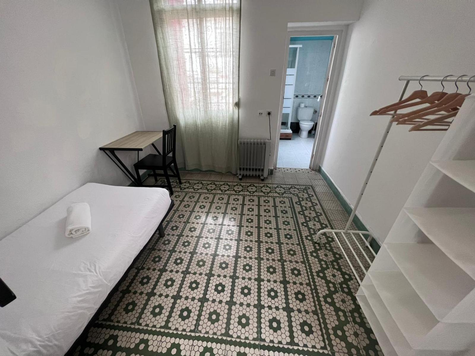 Barbatuke Conde Vandrarhem Málaga Exteriör bild